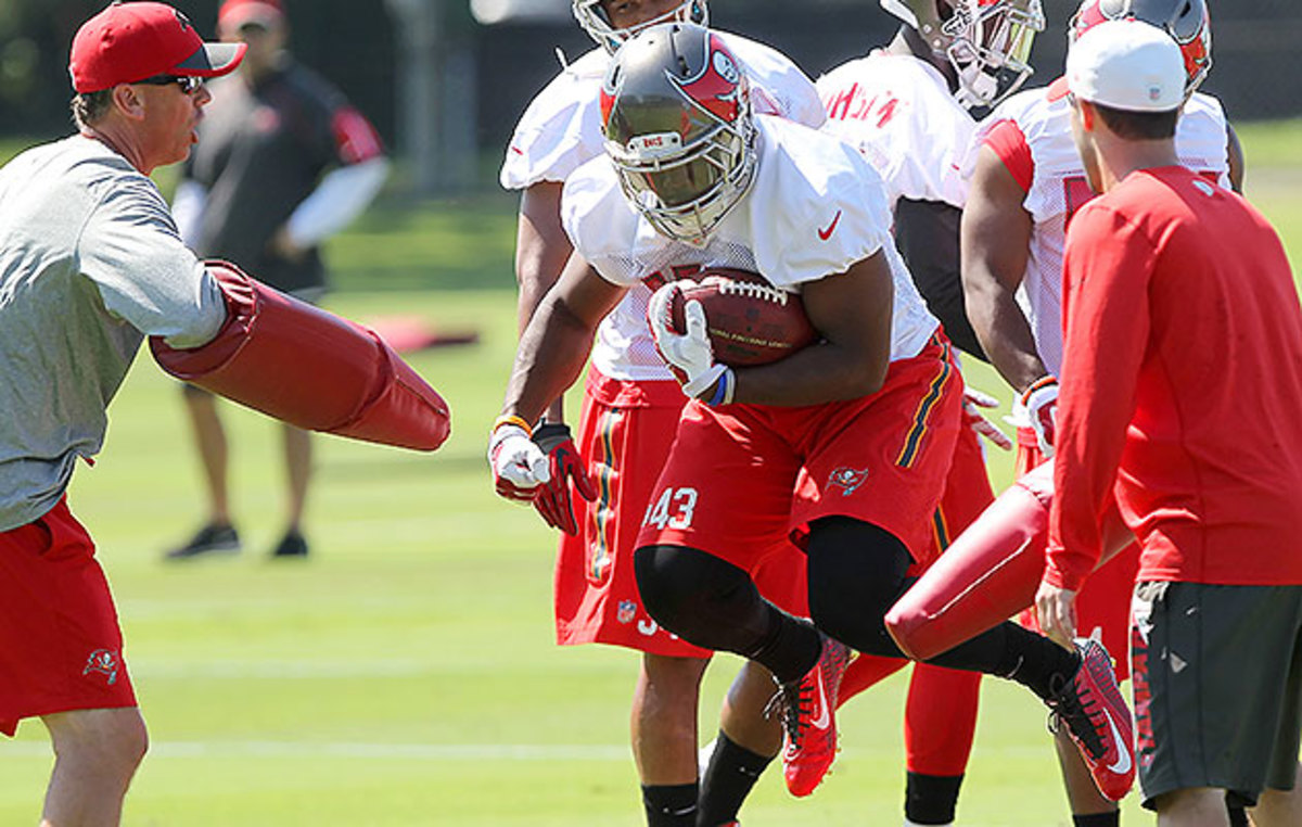 peyton-barber-bucs-camp.jpg